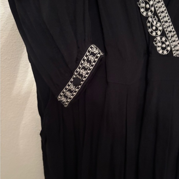 Loft embroidered wrap romper M petite NWOT - Picture 7 of 11